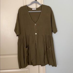 Vestique Shift Dress